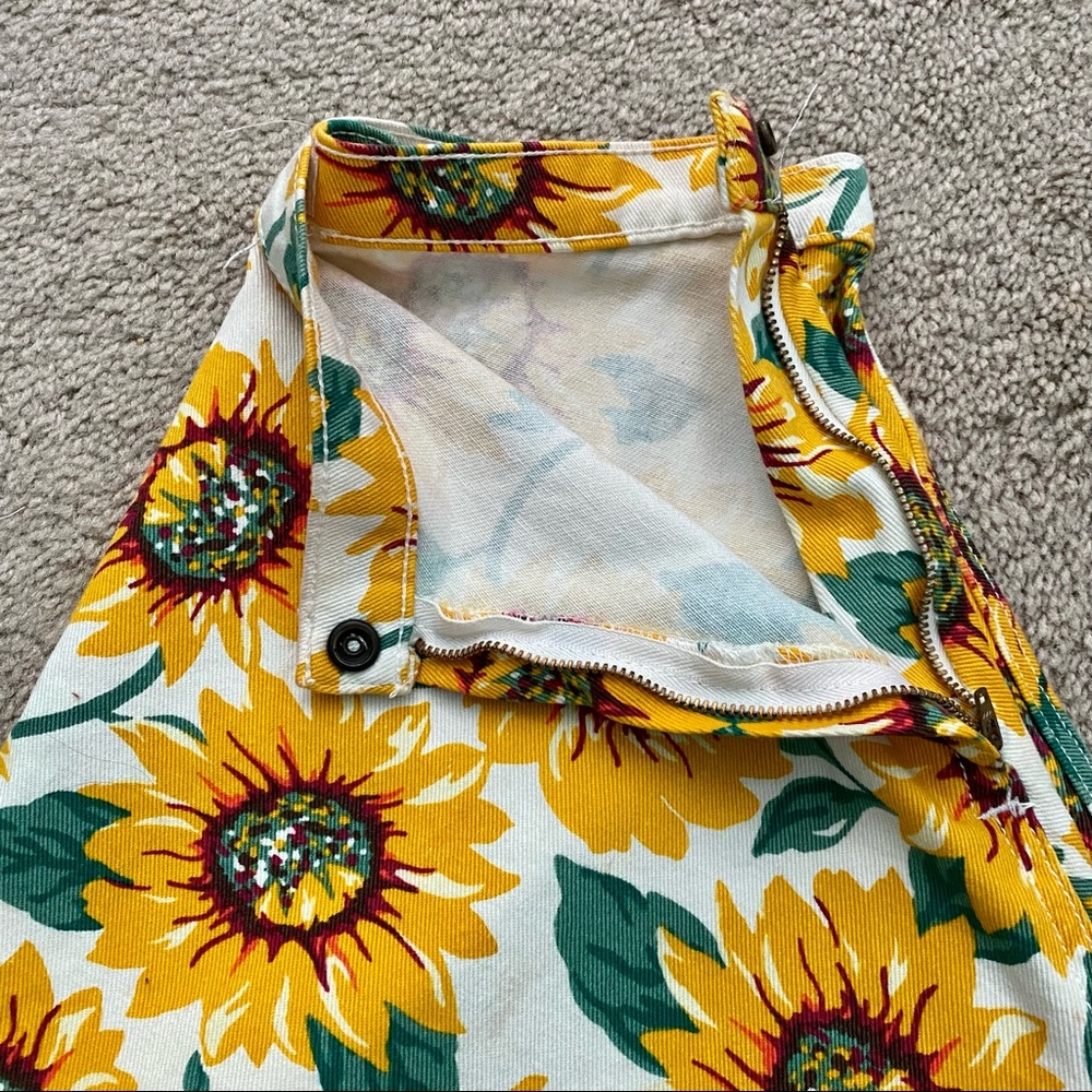 American Apparel Sunflower Skirt - Picture 5 of 9
